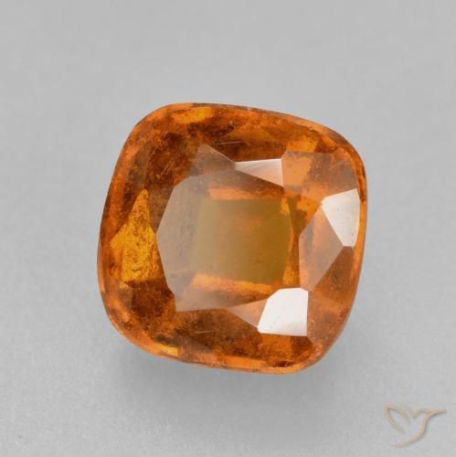 granate hessonita Naranja rojizo natural de 2.29 ct, Forma Cojín, VS-SI