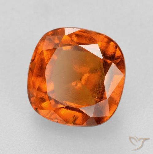 granate hessonita Naranja fuego natural de 1.95 ct, Forma Cojín, VS-SI