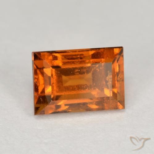 granate hessonita Naranja oscuro medio natural de 1.14 ct, Corte Baguette, VS