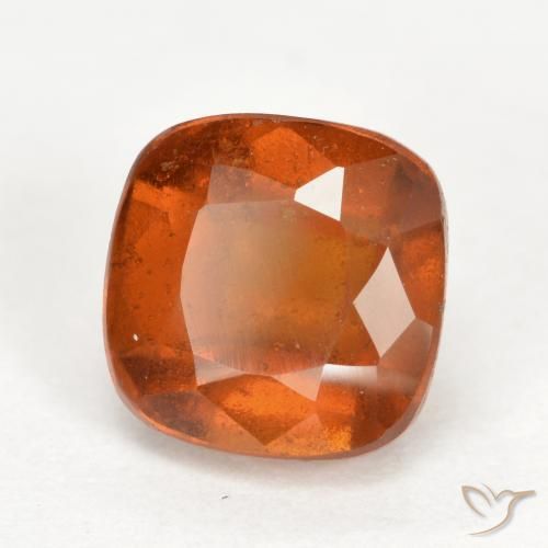 granate hessonita Naranja oscuro medio natural de 2.60 ct, Forma Cojín, SI