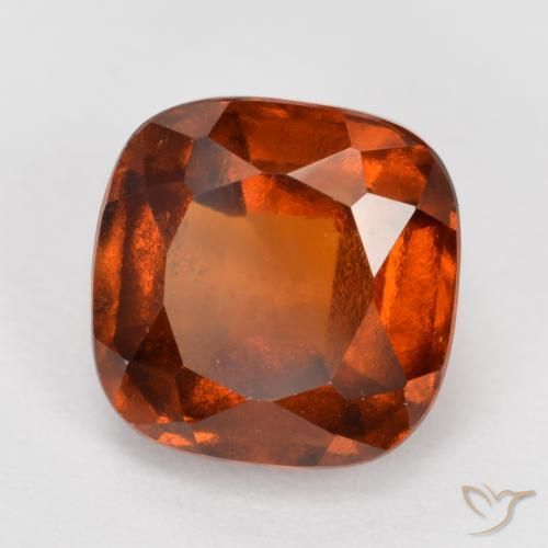 granate hessonita Naranja oscuro natural de 2.31 ct, Forma Cojín, VS