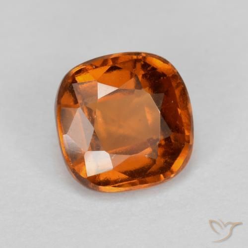 granate hessonita Naranja rojizo natural de 1.26 ct, Forma Cojín, VS-SI