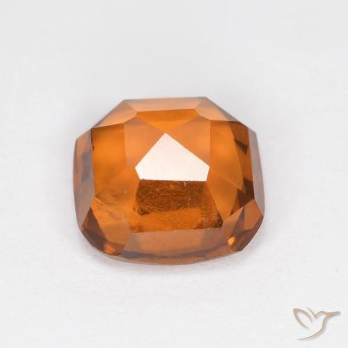 granate hessonita Naranja oscuro medio natural de 1.69 ct, Forma Cojín, VVS-VS