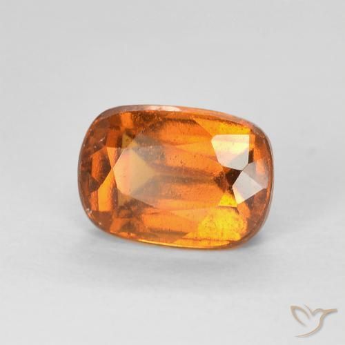 granate hessonita Naranja medio natural de 1.56 ct, Forma Cojín, VVS-VS