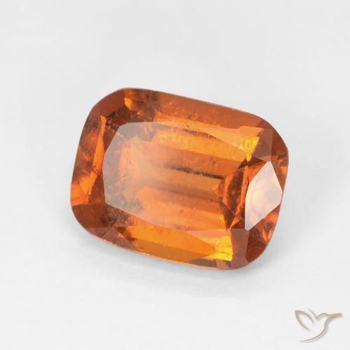 granate hessonita Medium Dark-Orange natural de 2.28 ct, Forma Cojín, VS