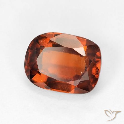 granate hessonita Naranja rojizo natural de 2.60 ct, Forma Cojín, VVS-VS