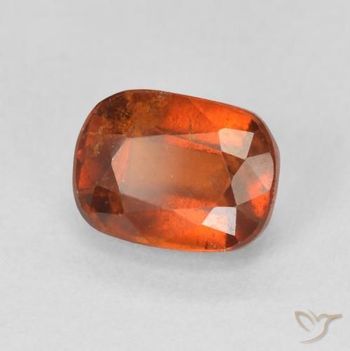 granate hessonita Naranja rojizo natural de 2.43 ct, Forma Cojín, VS