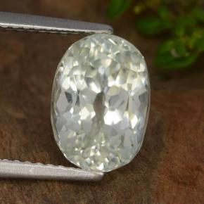 Hiddenite Verde grisáceo natural de 4.44 ct, Corte Óvalo, VVS-VS