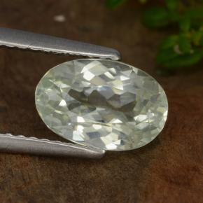 Hiddenite Verde claro natural de 2.36 ct, Corte Óvalo, VVS-VS