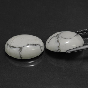 Gemas de Howlita Blanco verdoso natural de  ct, Corte Óvalo, Opaco