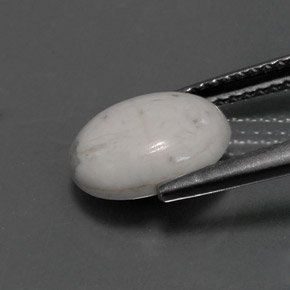 Howlita blanco natural de 2,32 ct, corte óvalo, opaco