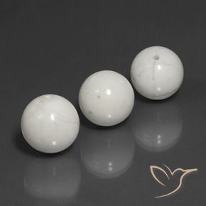 Gemas de Howlita Blanco grisáceo claro natural de 69.64 ct, Esfera / Bola, Opaco