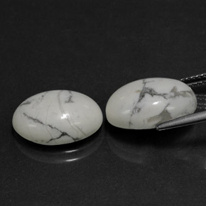 Howlita Blanco verdoso natural de 0.00 ct, Ovalada, Opaco