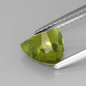 idocrasa Verde Oliva natural de 1.30 ct, Trillón, VS