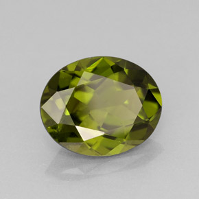 idocrasa Verde Oliva natural de 2.72 ct, Corte Óvalo, VVS-VS