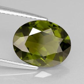 idocrasa Verde Oliva natural de 3.04 ct, Corte Óvalo, VS