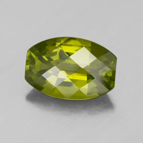 idocrasa Verde Oliva natural de 2.10 ct, Forma elegante, VS