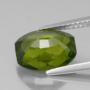 idocrasa Verde Oliva natural de 3.36 ct, Corte Cojín, VS