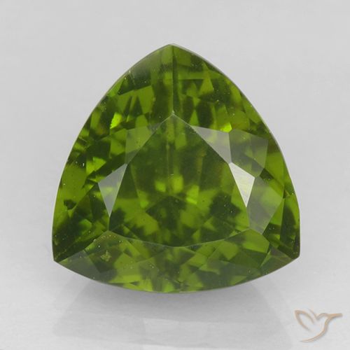 idocrasa Verde medio natural de 5.16 ct, Trillón, VS