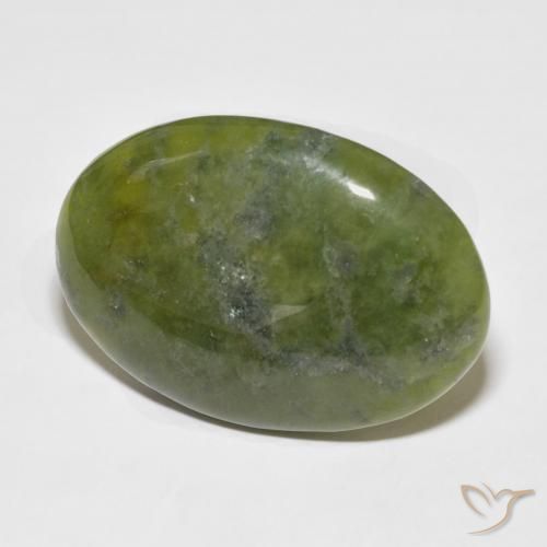 idocrasa Verde medio natural de 41.27 ct, Ovalada, Opaco