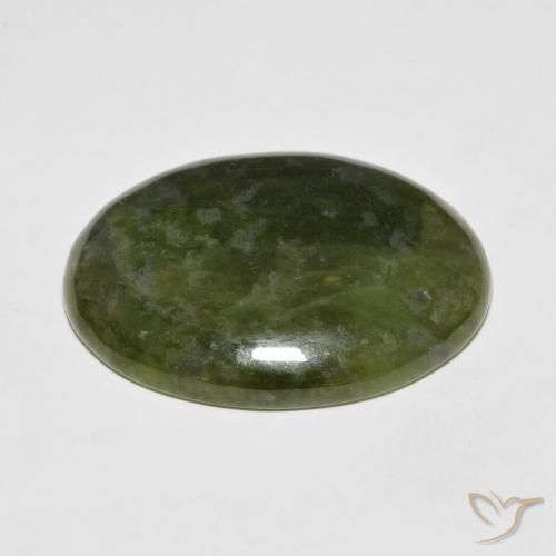 idocrasa Verde cálido natural de 47.13 ct, Ovalada, Opaco