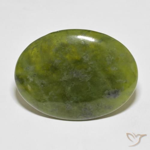 39.43ct Natural Verde cálido idocrasa, Ovalada, Opaco