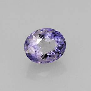iolita Violeta natural de 0.82 ct, Corte Óvalo, VS