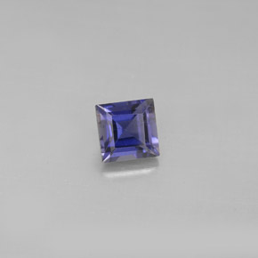 iolita Azul violeta natural de 0.69 ct, Cuadrado, VS