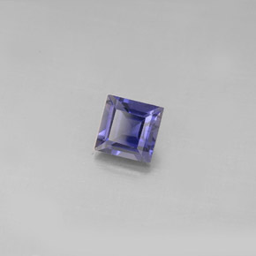 iolita Azul violeta natural de 0.69 ct, Cuadrado, VS