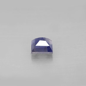 iolita Azul violeta natural de 0.69 ct, Cuadrado, VS