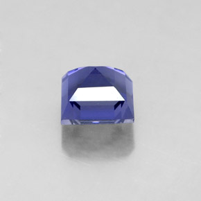 iolita Azul violeta natural de 0.93 ct, Cuadrado, VS