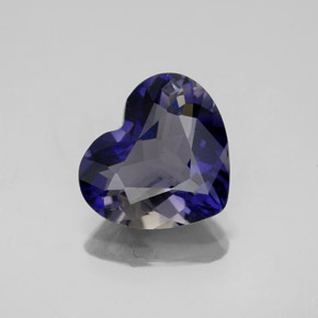 Iolita azul natural de 2,46 ct, forma de corazón, VS