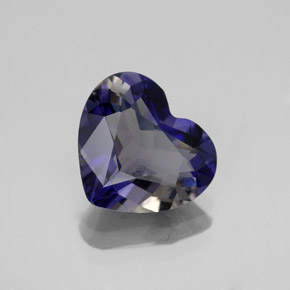 Iolita azul natural de 2,46 ct, forma de corazón, VS