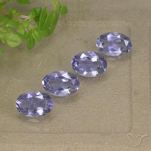Gemas de Iolita Violeta claro medio natural de 1.43 ct, Ovalada, VS