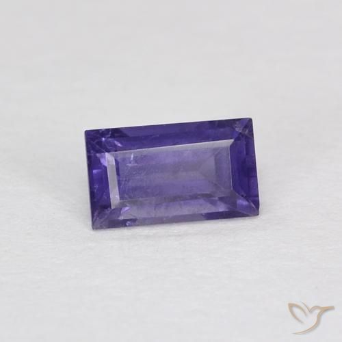 Iolita Púrpura oscuro natural de 0.30 ct, Corte Baguette, VS