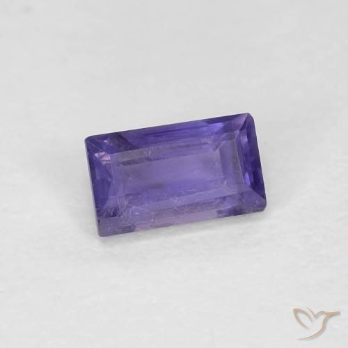 Iolita Violeta medio natural de 0.30 ct, Corte Baguette, VS