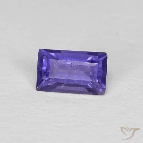 Iolita Violeta intenso natural de 0.27 ct, Corte Baguette, VS