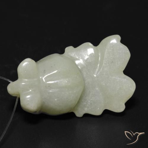 Jade Verde cálido natural de 21.36 ct, Elegante, Translúcido