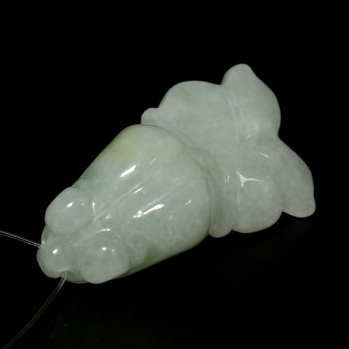 Jade verde natural de 21,11 ct, forma elegante, translúcido