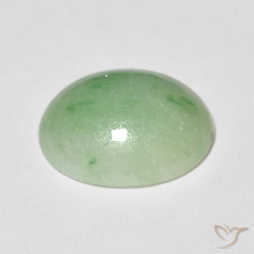 Jade Verde cálido natural de 3.83 ct, Ovalada, Opaco