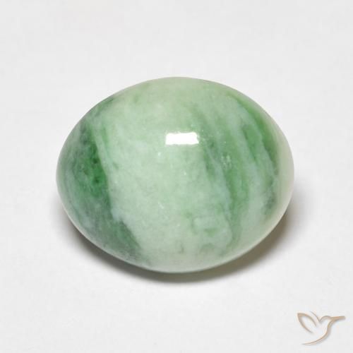 Jade Verde medio natural de 4.10 ct, Ovalada, Opaco
