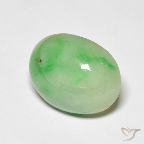 Jade Verde medio natural de 4.47 ct, Ovalada, Transparente