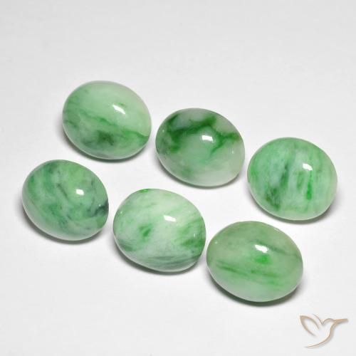 Jade Verde natural de 4.94 ct, Ovalada, Opaco