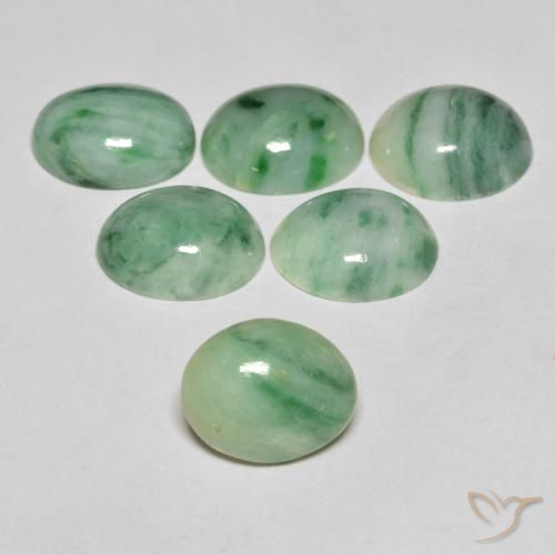 4.51ct Natural Verde medio Jade, Ovalada, Opaco