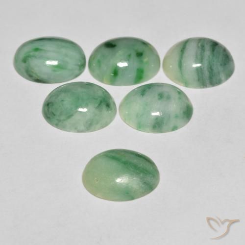 Jade Verde medio natural de 4.51 ct, Ovalada, Opaco