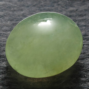 Jadeíta verde natural de 1,37 ct, transparente, transparente / translúcido