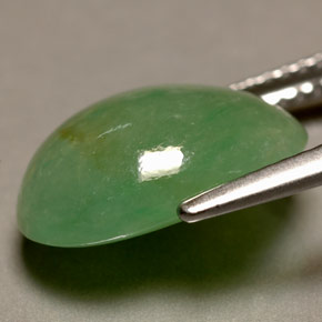 Jadeíta verde natural de 6,22 ct, corte óvalo, translúcido