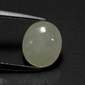 Jadeíta verde natural de 1,98 ct, corte óvalo, translúcido