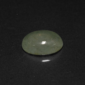 Jadeíta Verde natural de 1.88 ct, Corte Óvalo, Translúcido