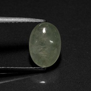 Jadeíta Verde natural de 1.88 ct, Corte Óvalo, Translúcido